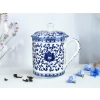 Kubek porcelanowy z przykrywką