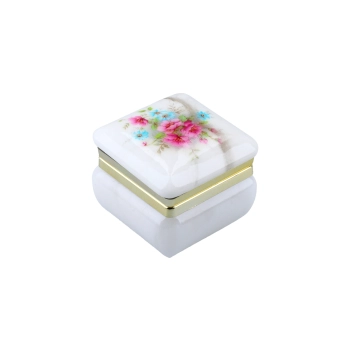 Kasetka alabastrowa kwadratowa 4x4cm (w pudełku)
