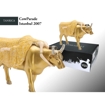 CowParade Istanbul 2007, Tanrica, autor: Esra Turan.