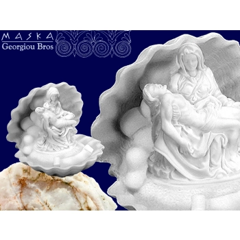 Pieta w muszli -alabaster grecki