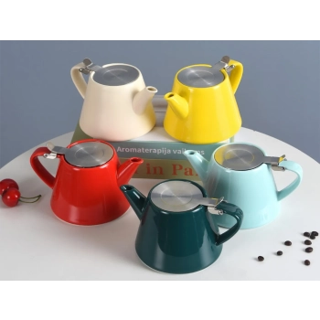 Czajnik ceramiczny z zaparzaczem