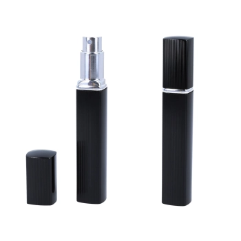 Atomizer - pojemnik karbowany na perfumy/wodę/odświeżacz twarzy/płyn antybakteryjny - czarny